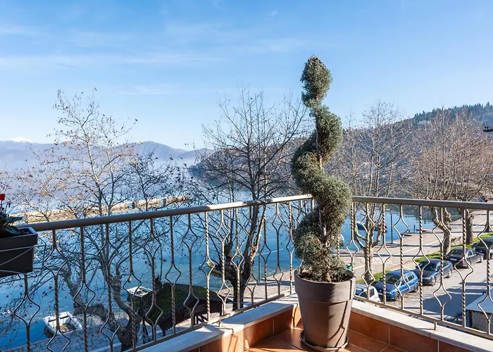 Voria Paralia Premium 卡斯托里亚